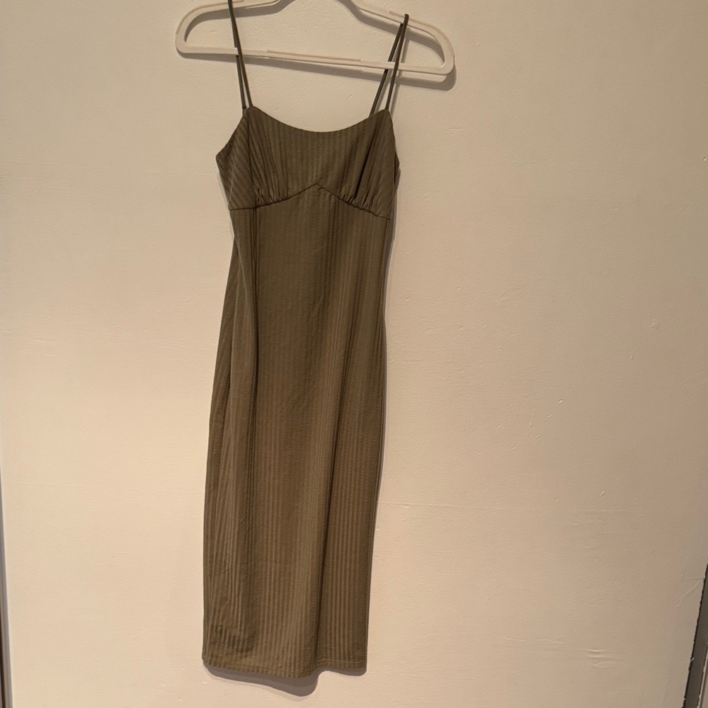 REVOLVE CAMILA COELHO Olive Green Midi Dress SIZS SMALL NEVER WORN